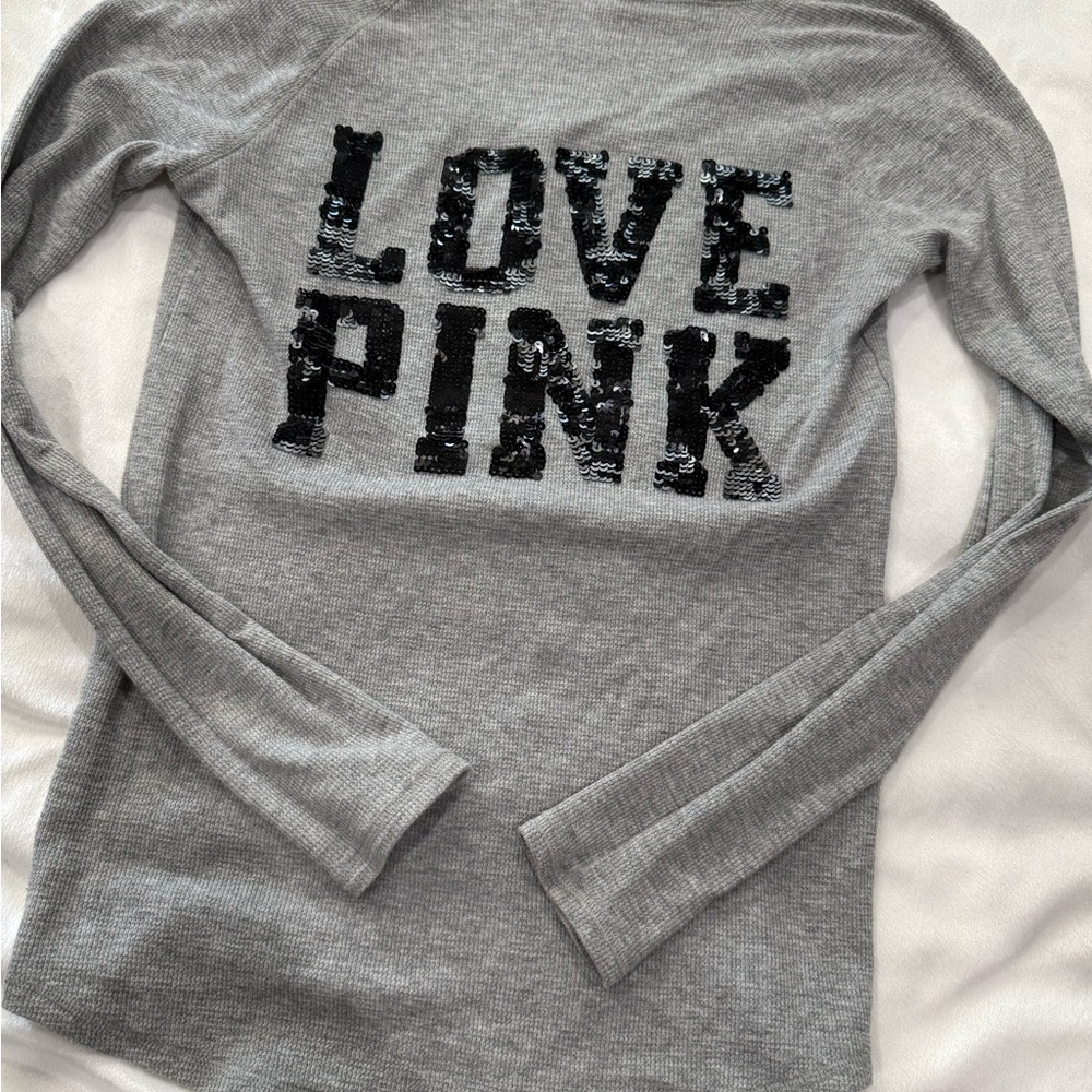 VINTAGE PINK Gray Sequin Long Sleeve